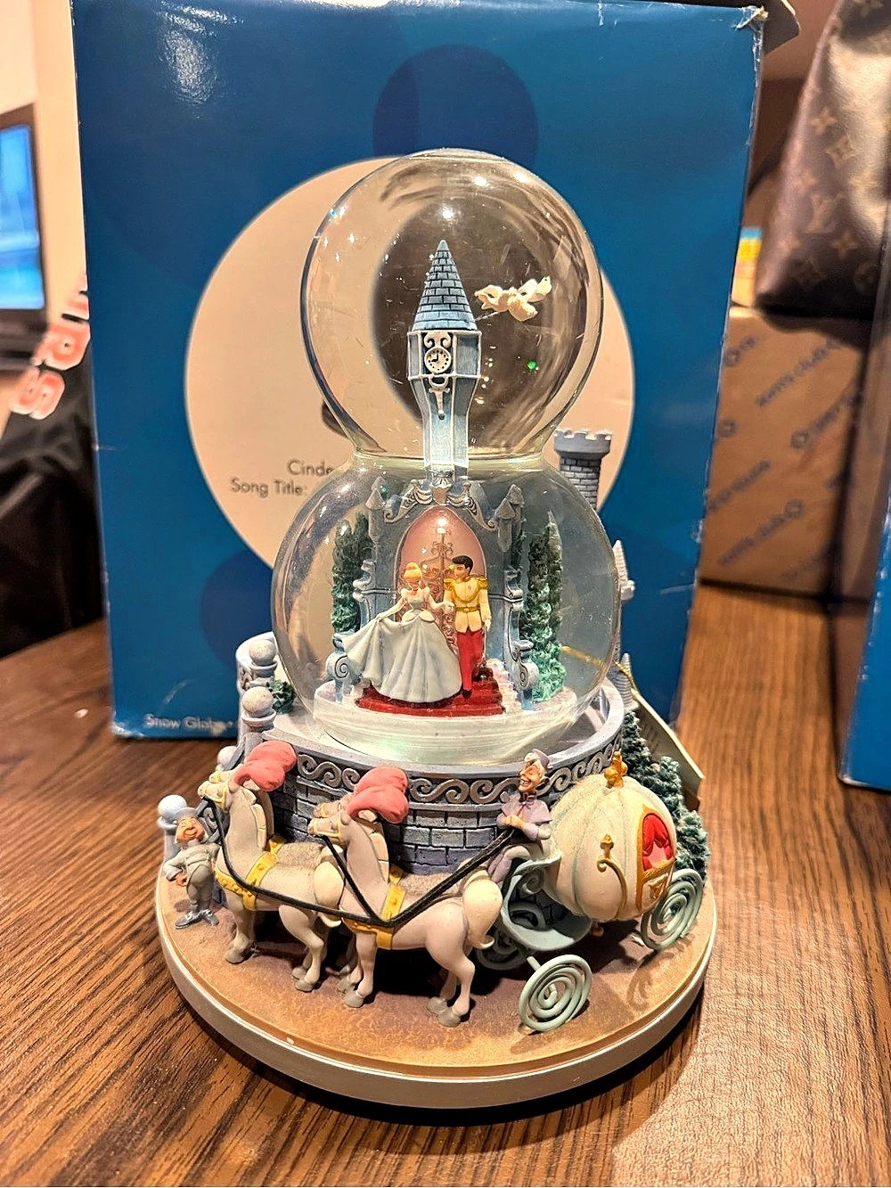 Disney Store Cinderella So This Is Love Light Clock Tower Music Snow Water Globe